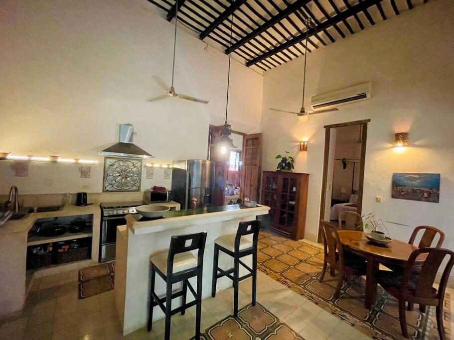 House Dzalbay Santa Lucia With Hot Tub Villa Mérida Exterior foto